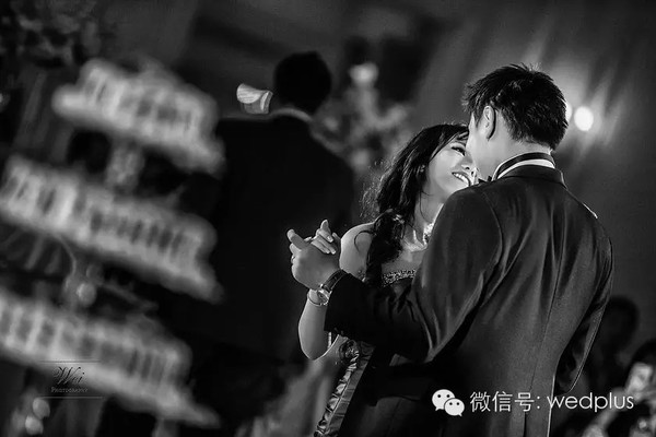 资深摄影师钟爱的16个婚礼跟拍取景镜头(图19)